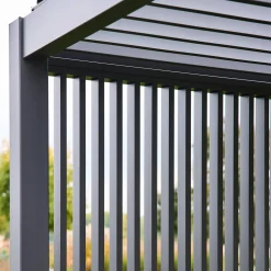 Pérgola bioclimática de aluminio 3x4m + 3 persianas verticales 1m