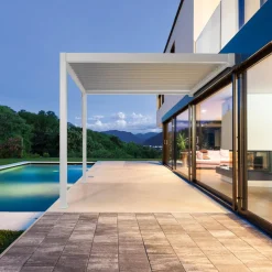 Pérgola bioclimática 3x4m de aluminio adosada con lamas orientables