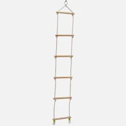Área de juegos columpios, escalera de cuerda