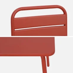 Set infantil de mesa y silla de metal con 2 sillas