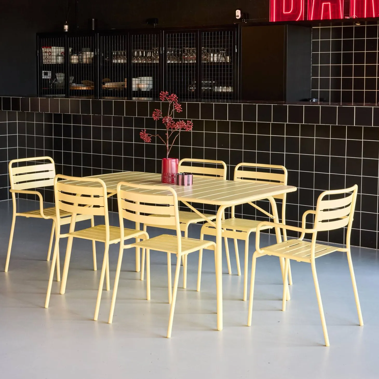 Set mesa de jardín bistró plegable de acero con 2 sillones y 4 sillas, 140cm