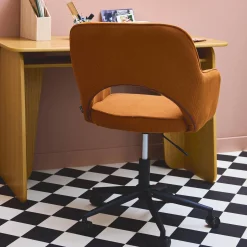 Silla de oficina con ruedas de pana fina y base negra