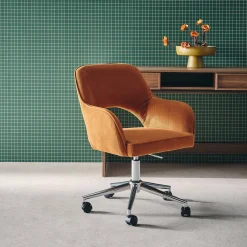 Silla de oficina de pana fina con ruedas y base cromada