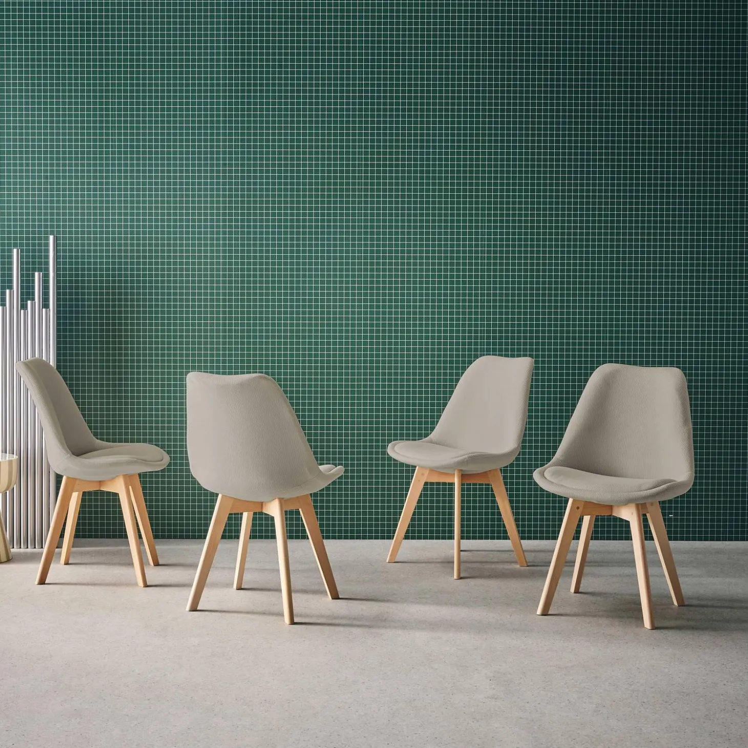 Silla escandinava de madera de haya y pana fina, set de 4