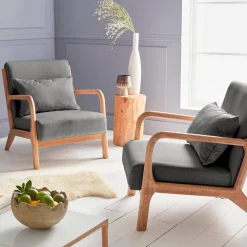 Sillón de diseño de madera y tela