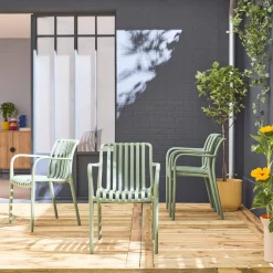 Sillón de jardín con diseño lineal, set de 4