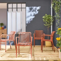 Sillón de jardín con diseño lineal, set de 4