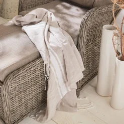 Sillón de jardín con reposapiés de resina trenzada, set de 2