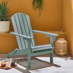 Sillón de madera de acacia con reposabrazos