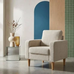 Sillón de madera de hevea y tela de chenilla