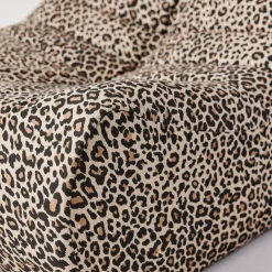Sillón de tela leopardo