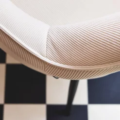 Sillón de terciopelo de canalé y patas de metal negro, set de 4