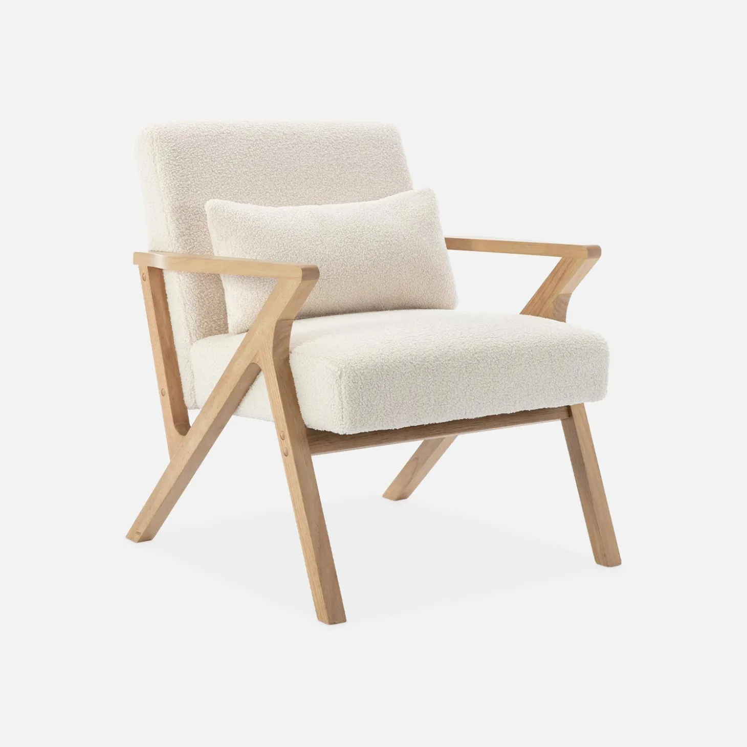 Sillón estilo escandinavo de madera de hevea borreguito