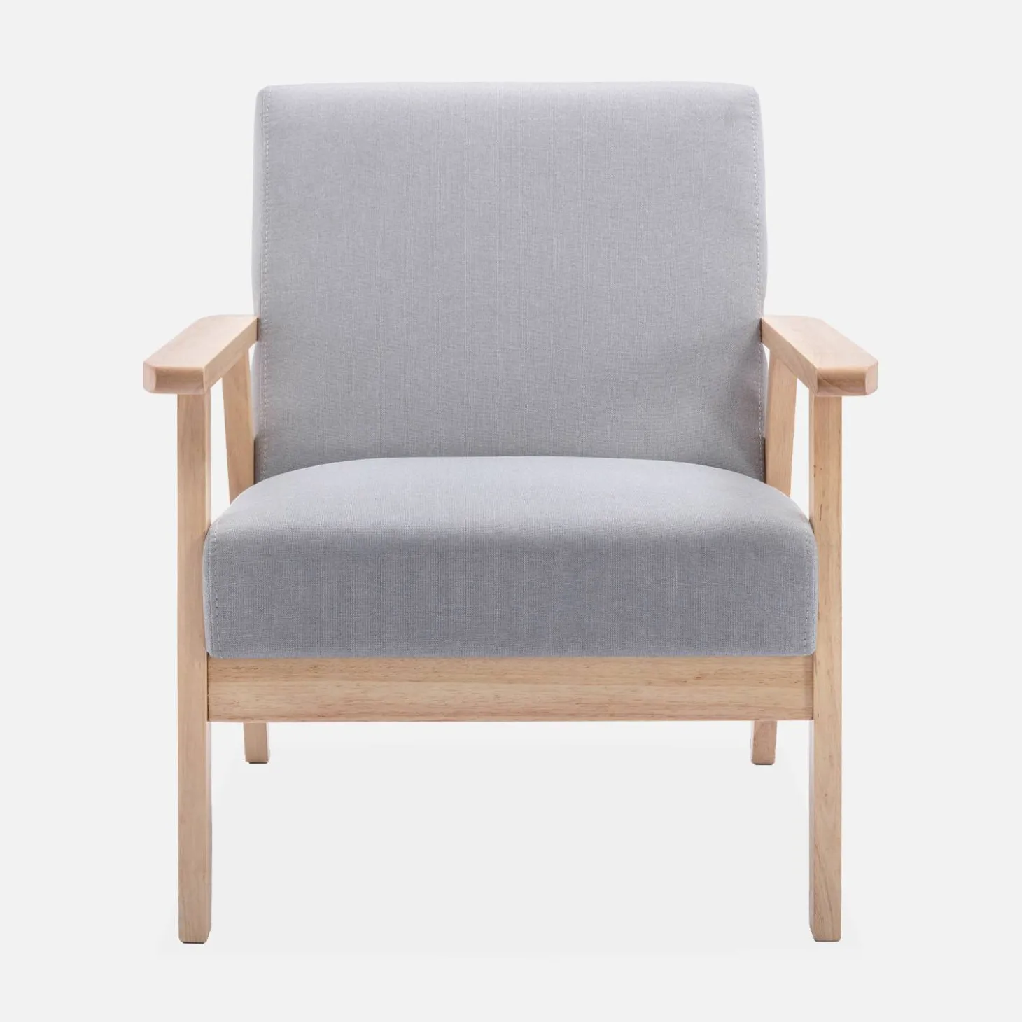 Sillón estilo escandinavo de madera y tela
