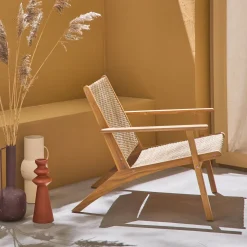 Sillón relax de madera de acacia y resina