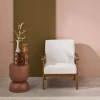 Sillón rizado escandinavo de madera de hevea teñida de nogal claro