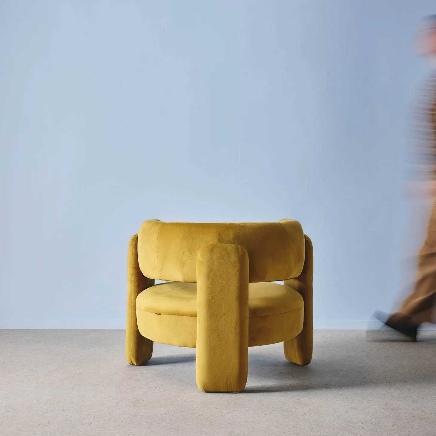 Sillón trípode en terciopelo