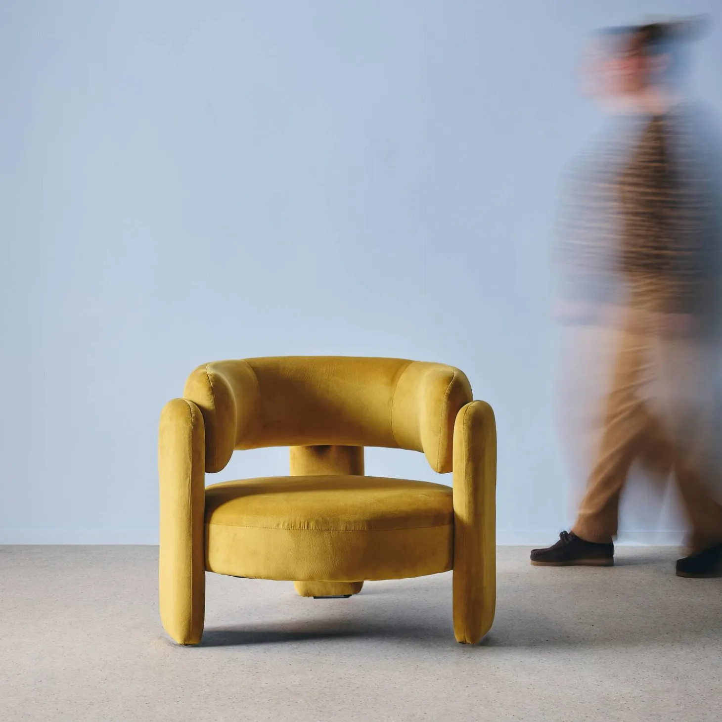 Sillón trípode en terciopelo