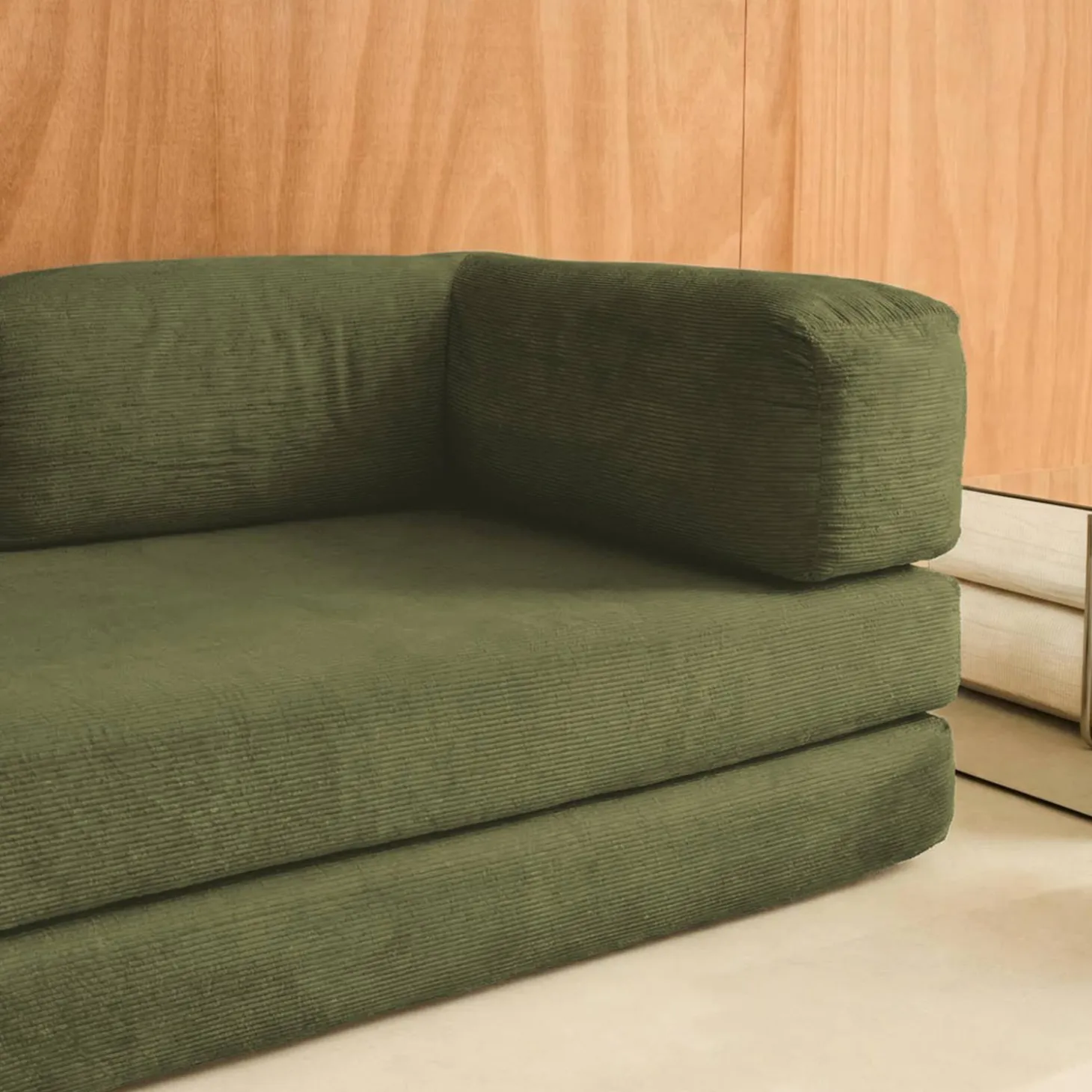 Sofá cama con futón plegable en pana y estructura cromada, 3 plazas