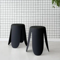 Taburete apilable con asiento texturado, set de 2