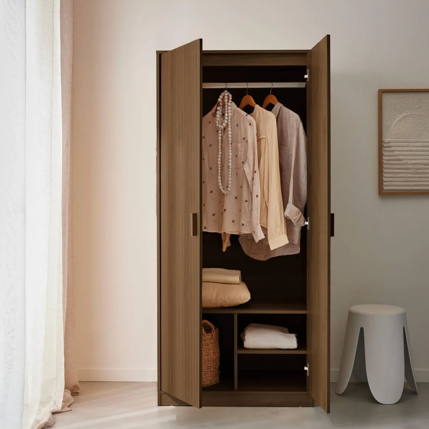 Vestidor, armario de dos puertas