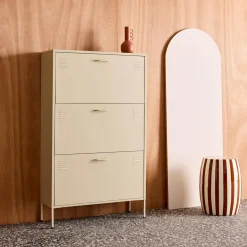 Zapatero industrial de metal con 3 cajones